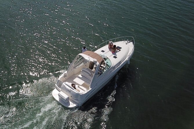 2-hour Private Sunset Cruise on a luxury yacht in Cancun Bay 25P18 - A 2-hour private sunset on Cancun Bay: what you really get