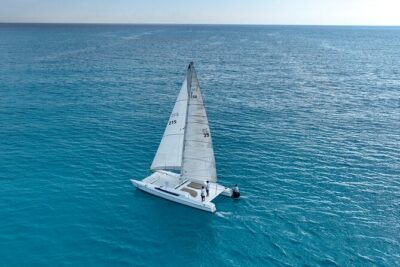 2 in 1 Catamaran to Isla Mujeres Tour from Cancun with Open Bar - Isla Mujeres Free Time: How to Spend a Short Window Well