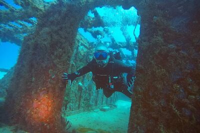 2 Tanks Scuba Diving Wreck and Reef in Cancun for Certified Divers - Gear and Coral Rules: What You Need (and Don’t)