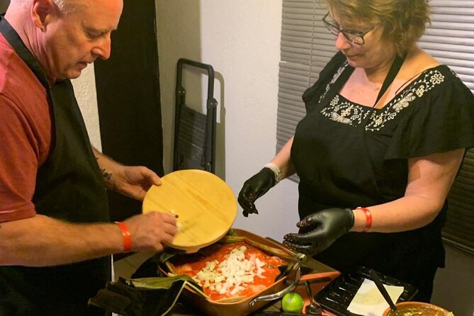 4h Cooking Class in Cancun with 8 Recipes & Bottomless Drinks - Drinks and the Shared Table Moment (Yes, You Eat What You Make)