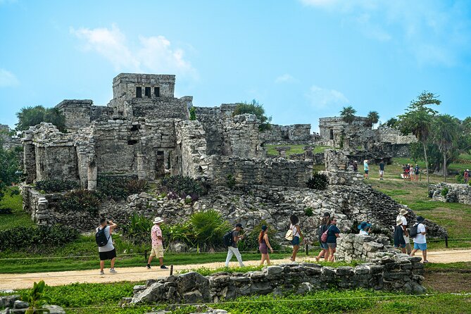 4x1 Tour: Coba Tulum Open Cenote and Playa del Carmen City from Cancun - Stop 4: Playa del Carmen and 5th Avenue Shopping Time