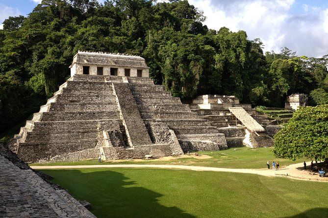 5 Days Mayan Heritage History Tour - Day 2: Becan’s Wall-and-Moat City, Chicanná Writing Evidence, Misol-Ha Water Break
