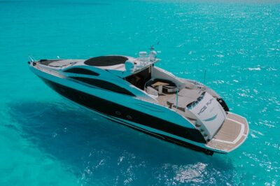 82 Feet Mega Yacht Rental up to 15pax in Cancun - GAIA Cancún Marina and the Real Logistics You Should Know