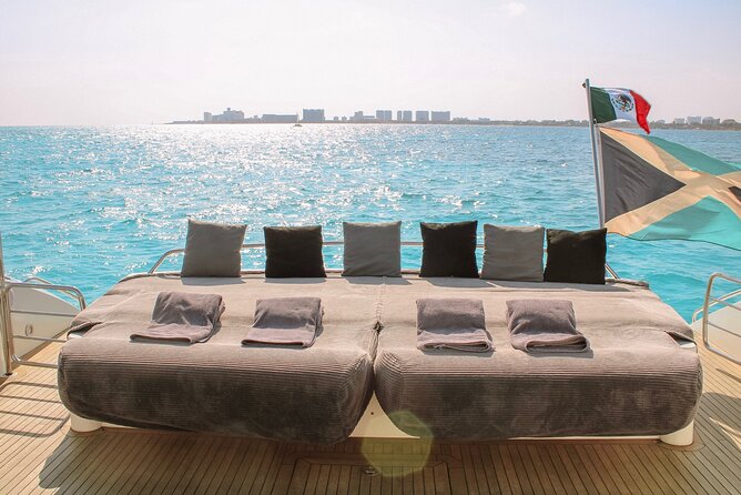 82 Feet Mega Yacht Rental up to 15pax in Cancun - Crew Care and Service Examples You Can Learn From