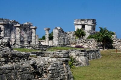 Akumal paradise tour Swimming with Turtles & ancient Tulum Ruins. Lunch included - Akumal boat ride and snorkeling: the turtle encounter you came for