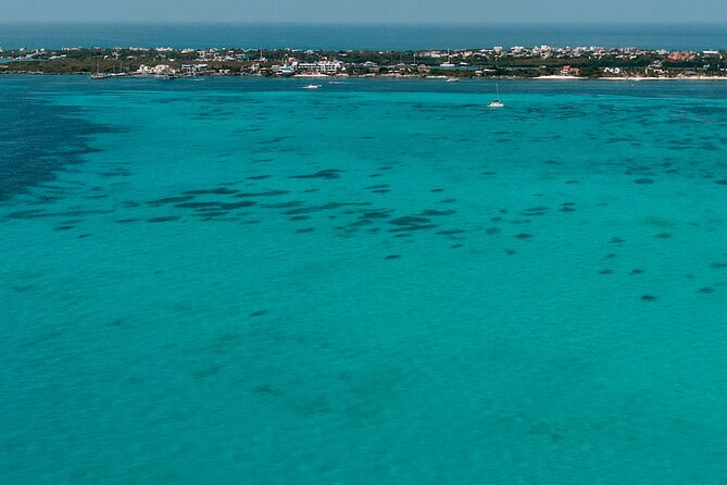 All Inclusive Luxury Yacht – Private Island Experience - Crew Matters: Safety, Hosting, and Food Without Stress