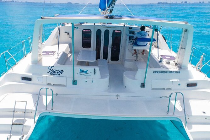 Amazing Catamaran to Isla Mujeres for the best price - Exploring Isla Mujeres town after the beach: what to do with your free time