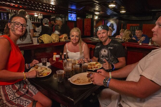 Amazing pirate dinner in Cancun, you must be here! - The Dinner and Open Bar Part You’ll Care About