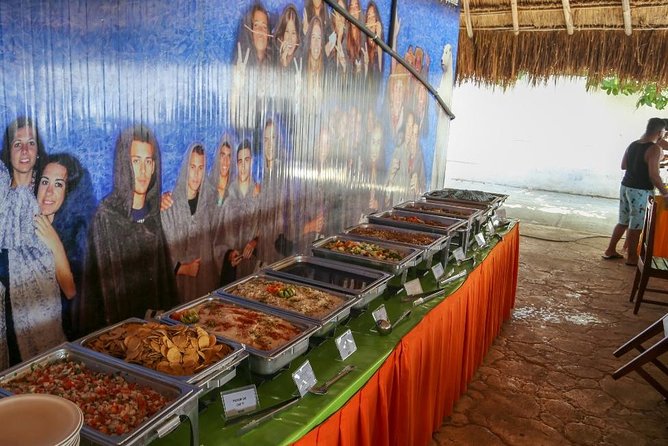 Amazing tour to the beauty Isla Mujeres with Snorkel and open bar - The Beach Club Lunch and Open Bar: Worth It, With a Few Reality Checks