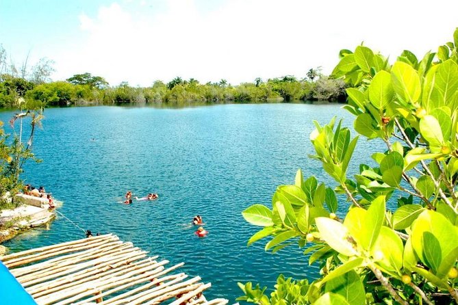 Bacalar - Lake Bacalar: Seven Colors, Stromatolites, and Pontoon Logic