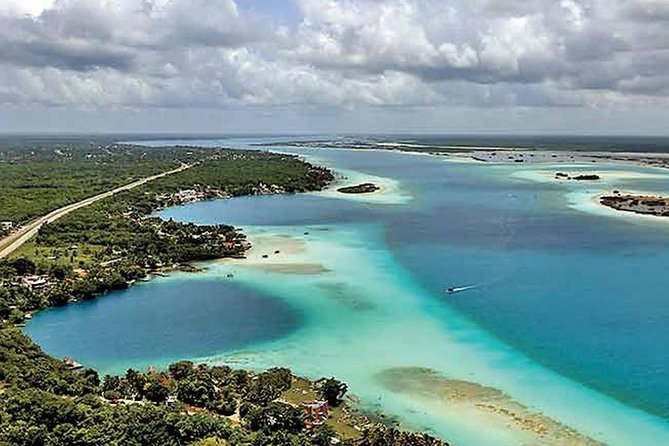 Bacalar - Food on the Road: Los Aluxes, Breakfast, Lunch, and What You Should Expect
