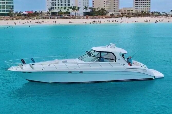 Beautiful SUNDANCER 60ft Private yacht / 18PAX 25P15 - Isla Mujeres day vibes vs Cancun Bay calm