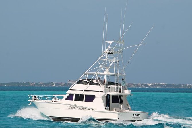 Biggest Luxury Yacht Boat Best in Cancun up to 28 pax - Choosing 4, 6, or 8 hours: how to match timing to your group