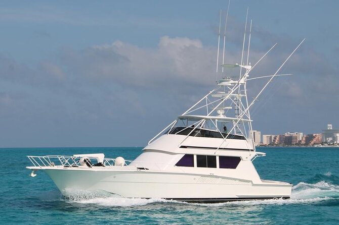 Biggest Luxury Yacht Boat Best in Cancun up to 28 pax - Pricing and value: what the $720 per group really means