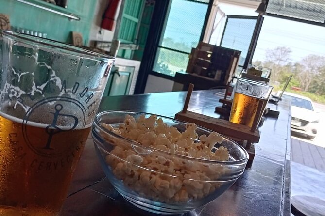 Brewery Tour / Craft Beer Tasting Cancun Mexico - Stop 1: Beer, Shopping, and a Quick Sense of Place