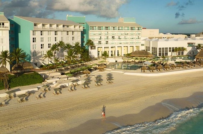Cancun Airport and The Westin Resort Spa Cancun Private Shuttle - The 15-minute ride: private, air-conditioned, and direct
