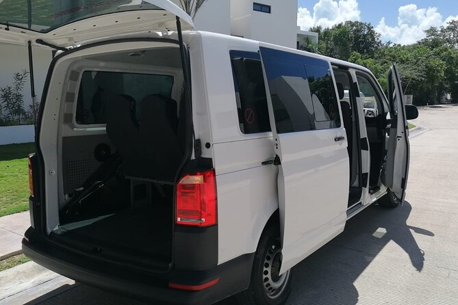 Cancun Airport Private Transportation to Tulum - Ride Comfort on the Route A 307 to Tulum Town