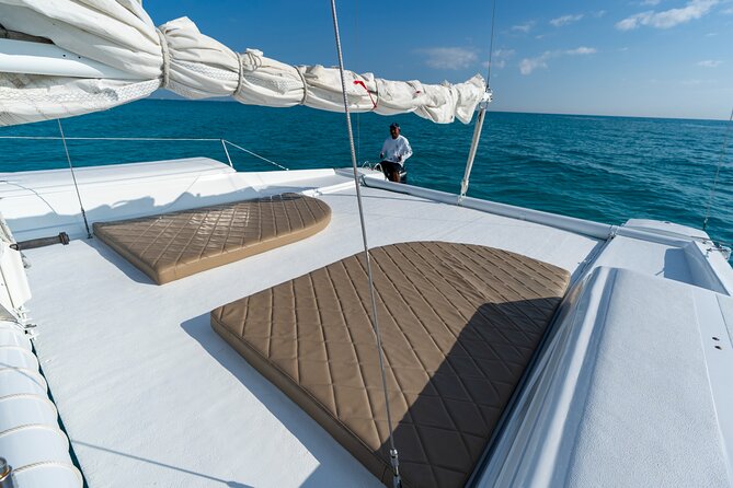 Cancun : All Inclusive Catamaran Tour to Isla Mujeres - Getting there: transportation from your hotel (and why it matters)