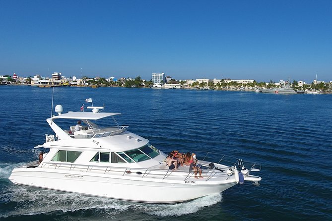 Cancun Boat Tour to Isla Mujeres on Luxury Yacht with Chef -SR55C - Isla Mujeres stop: beach time plus a real snorkel break
