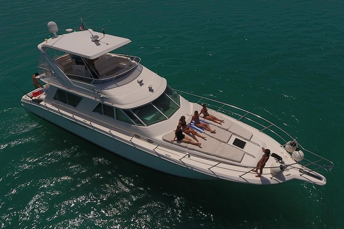 Cancun Boat Tour to Isla Mujeres on Luxury Yacht with Chef -SR55C - Onboard chef, lunch, and open bar: what premium food looks like at sea