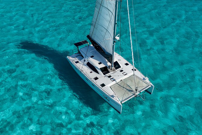 Cancun Catamaran: Isla Mujeres, Snorkeling, Drinks & Buffet Lunch - Isla Mujeres Stop: How Playa Norte Fits Into Your Day