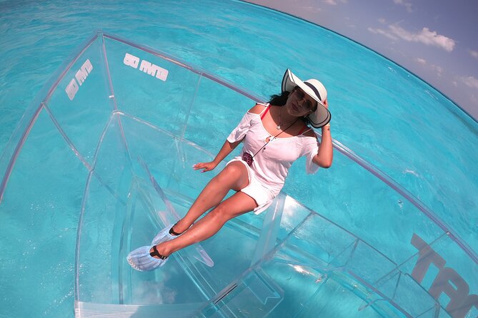 Cancún Clear Boat 90 minutes tour perfect for photos and families - Stop 2: Cancun for about 45 minutes
