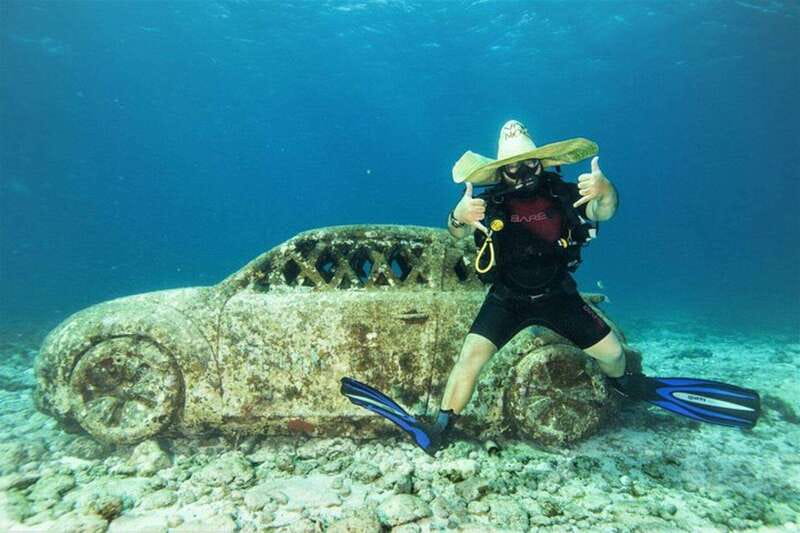Cancun: Dive Underwater Museum & Manchones Reef - Comfort, gear, and wetsuit rental realities