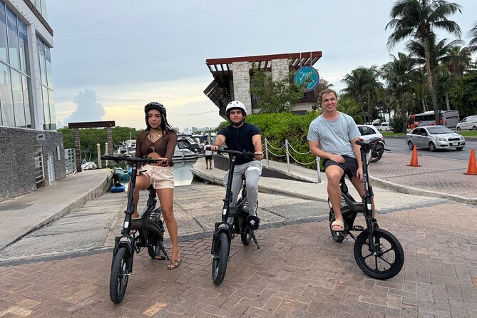 Cancun E-Bike Experience - Glide Through Paradise #1 Tour 1.5hr - Hotel Zone pathways: Caribbean and lagoon views without the stress