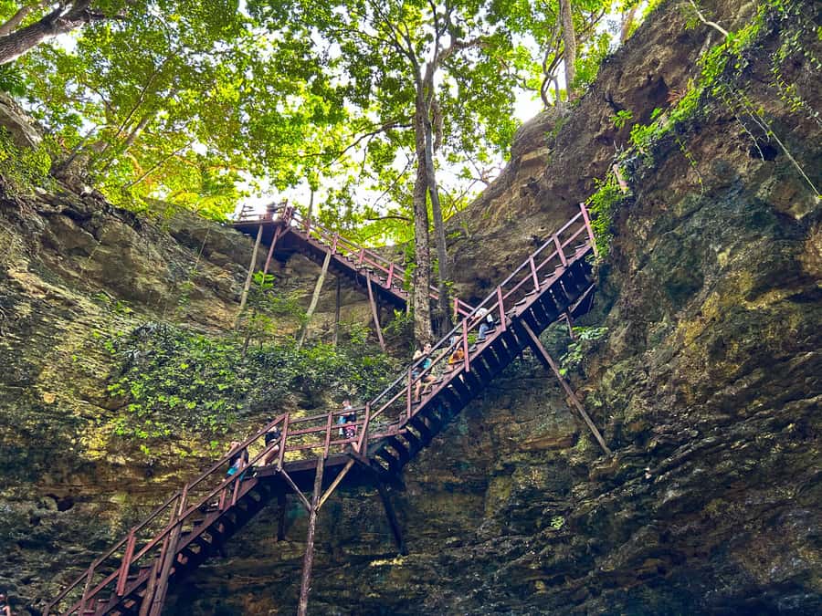 Cancun: Exclusive sunrise at Chichen Itza, expert tour guide - The sunrise moment between the pyramids: what you should plan for
