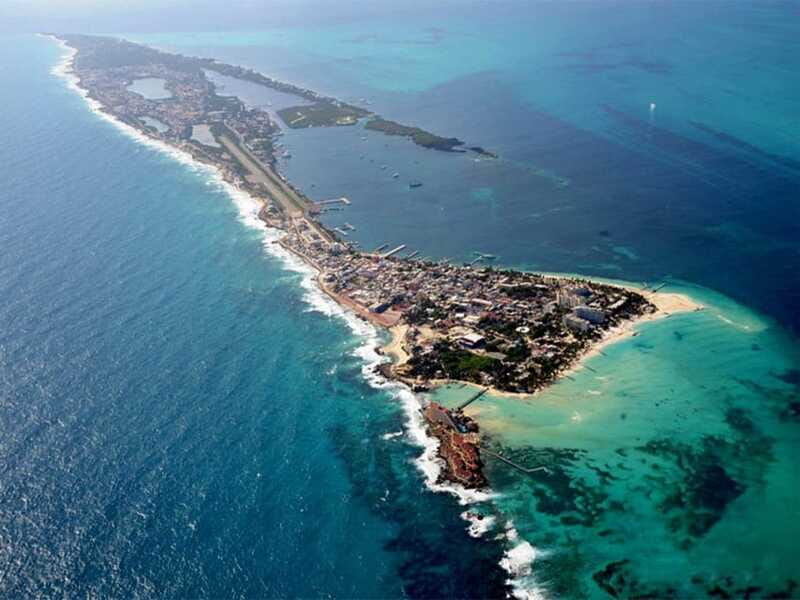 Cancun: Half Day Private Catamaran to Isla Mujeres - Docking Fee Planning and Photo-Add-On Pressure: What to Watch