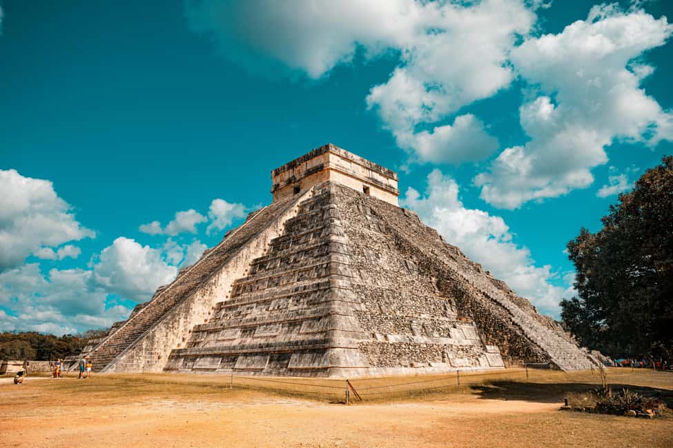 Cancun in its entirety: Chichen Itza ruins, cenote, and Valladolid - Valladolid: A Colonial Town Finish With Real Places to Walk