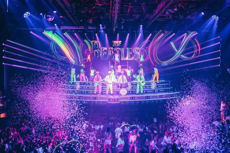 Cancun: Isla Mujeres Catamaran + Coco Bongo Show - How this day tour works: a well-timed loop