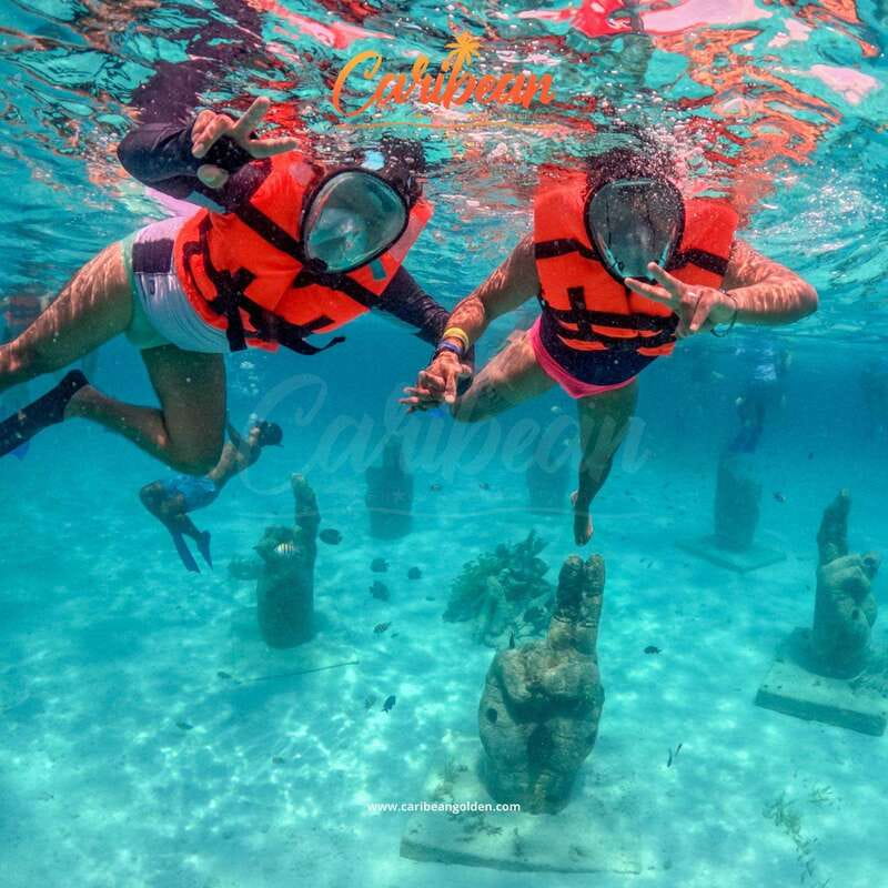 Cancun: Isla Mujeres Catamaran + Coco Bongo Show - Zaza Beach Club lunch and open bar: where comfort meets fun