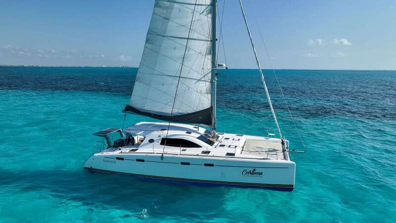 Cancun: Isla Mujeres Catamaran + Coco Bongo Show - Getting to the marina: pickups and the small extras you must budget