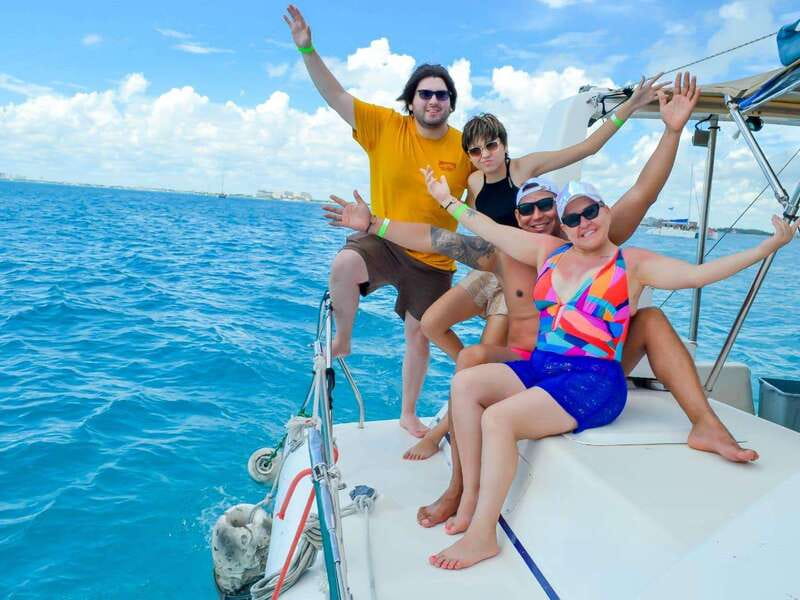 Cancun: Isla Mujeres Catamaran Tour with Open Bar of Drinks - Price and Value: What You Pay (and What You Don’t)