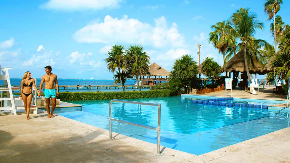 Cancun: Isla Mujeres Catamaran with buffet lunch & open bar - Price vs value: is $55 a fair deal?