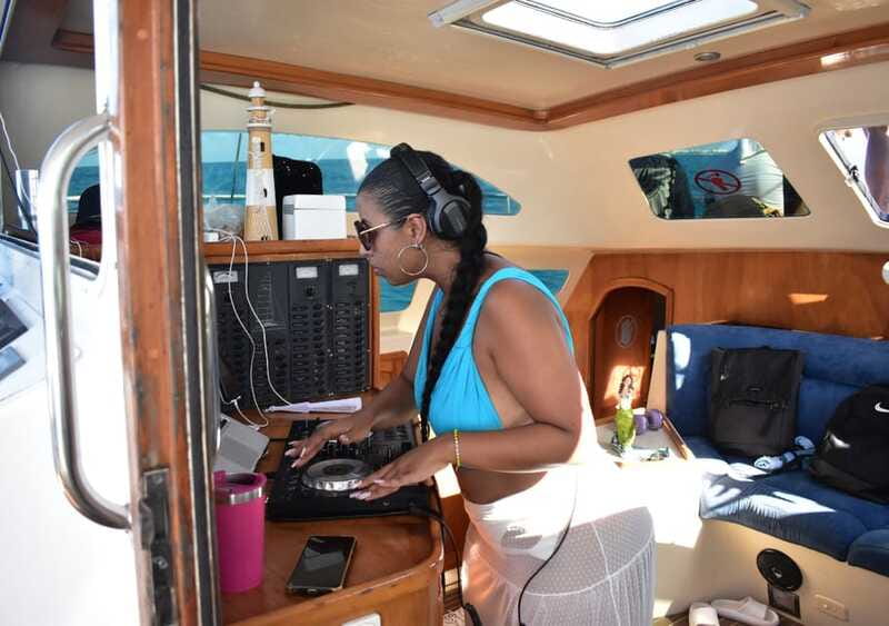 Cancun: Isla Mujeres Only Adults Catamaran, drinks & snorkel - Logistics that actually matter: timing, meeting point, and what to bring
