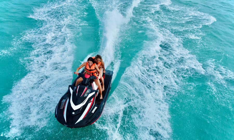 Cancun: Jet Ski Rental in Ocean Side - Meeting at Hyatt Ziva Cancún and getting kitted up