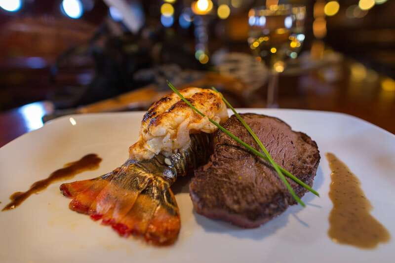 Cancún: Jolly Roger Pirate Dinner Cruise 2025 - Who This Cancún Pirate Cruise Is Best For
