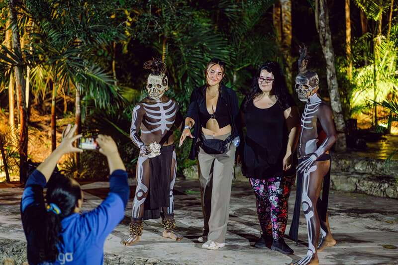 Cancun or Merida: Day of the Dead with Taco buffet - Mayan Body Painting Workshop and Dance Show: Participation That Isn’t Staged