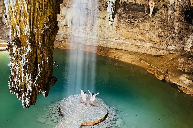 Cancun Private Driver - Building your day around cenotes, Playa del Carmen, and Chichén Itzá