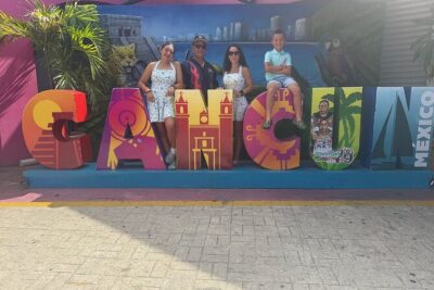 Cancun Private Shopping Tour! City Sightseeing - Mercado 28: souvenirs, crafts, and local flavor on your schedule