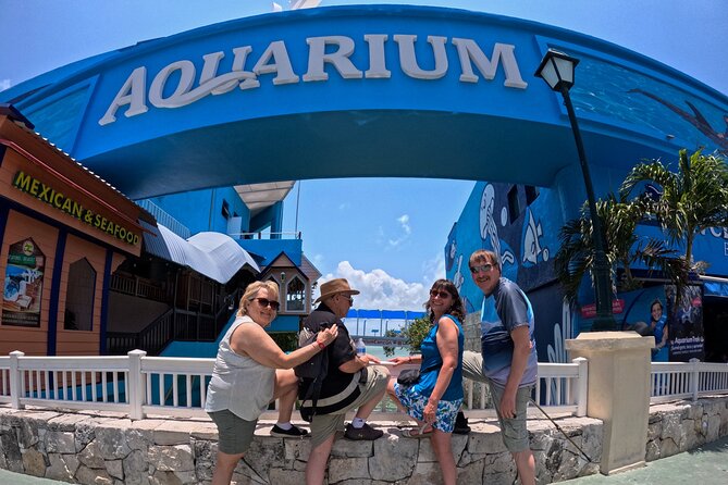 Cancun Private Shopping Tour! City Sightseeing - Who should book this private shopping tour in Cancun?