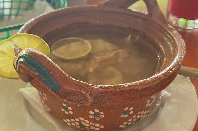 Cancun Private Tour @night-Food, Culture&History(VW Beetle/Audi) - Stop 4 at El Parque de las Palapas: Marquesita and Family-Style Night Life