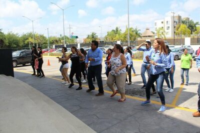 Cancun Salsa or Bachata Dance lesson from Cancun Playa del Carmen Riviera Maya - The 1-hour flow: from warm-up to “shine on the floor”