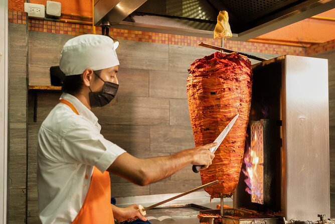 Cancun Taco & Mexican Food Tour with Tequila Tasting - Guides and Group Size: Why Names Matter During the Meal Run