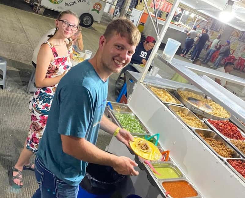 Cancun Taco Tour: Street Food & Tequila Tasting in Downtown - Getting there and meeting your guide: Parque de las Palapas timing tips