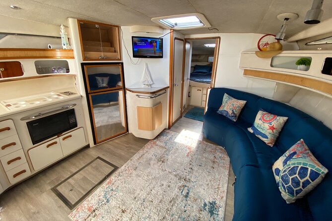 Cancun yachts rental BEATIFUL YACHT 46FT, 15 PAX MAX 25P6 - The 4-Hour and 6-Hour Experience: Isla Mujeres + Snorkel + Sunset
