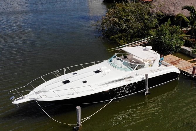 Cancun yachts rental BEATIFUL YACHT 46FT, 15 PAX MAX 25P6 - Value Check: Is $360 a Good Deal?
