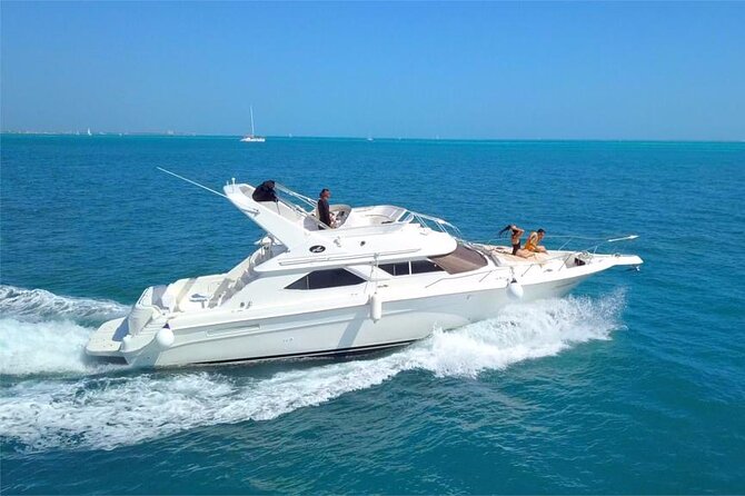 Cancun yachts rental YACHT 46 FT, 15 PAX MAX 25P12 - Cruising the Cancun Water: The Views You Came For